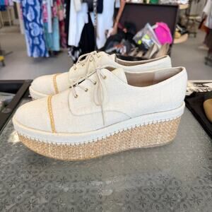 Stuart Weitzman Ivory Canvas Platform Size 8.5